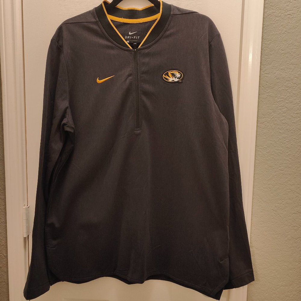 Mizzou Tigers Nike Dri -Fit Long Sleeve 1/4 Zip Pullover Size L